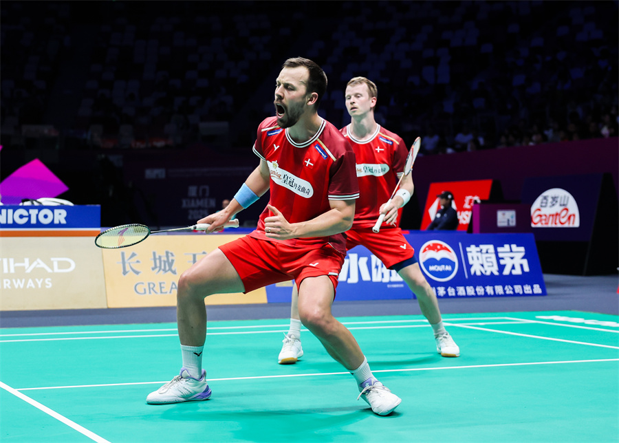 22男足在 22男足在