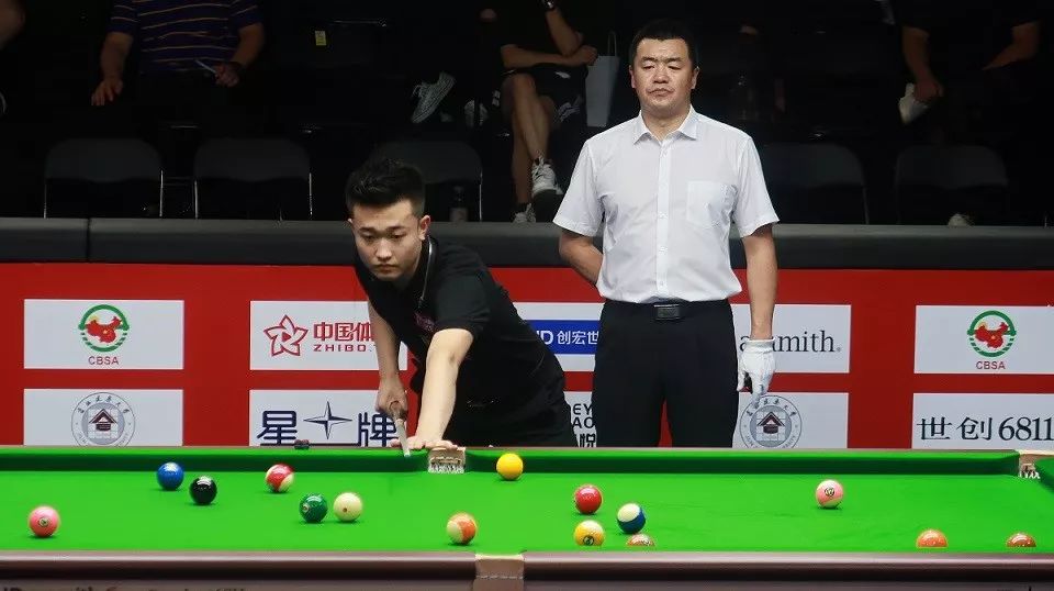 天下足球 天下足球